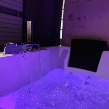 Love Queen Spa Detente Blois Exterior photo